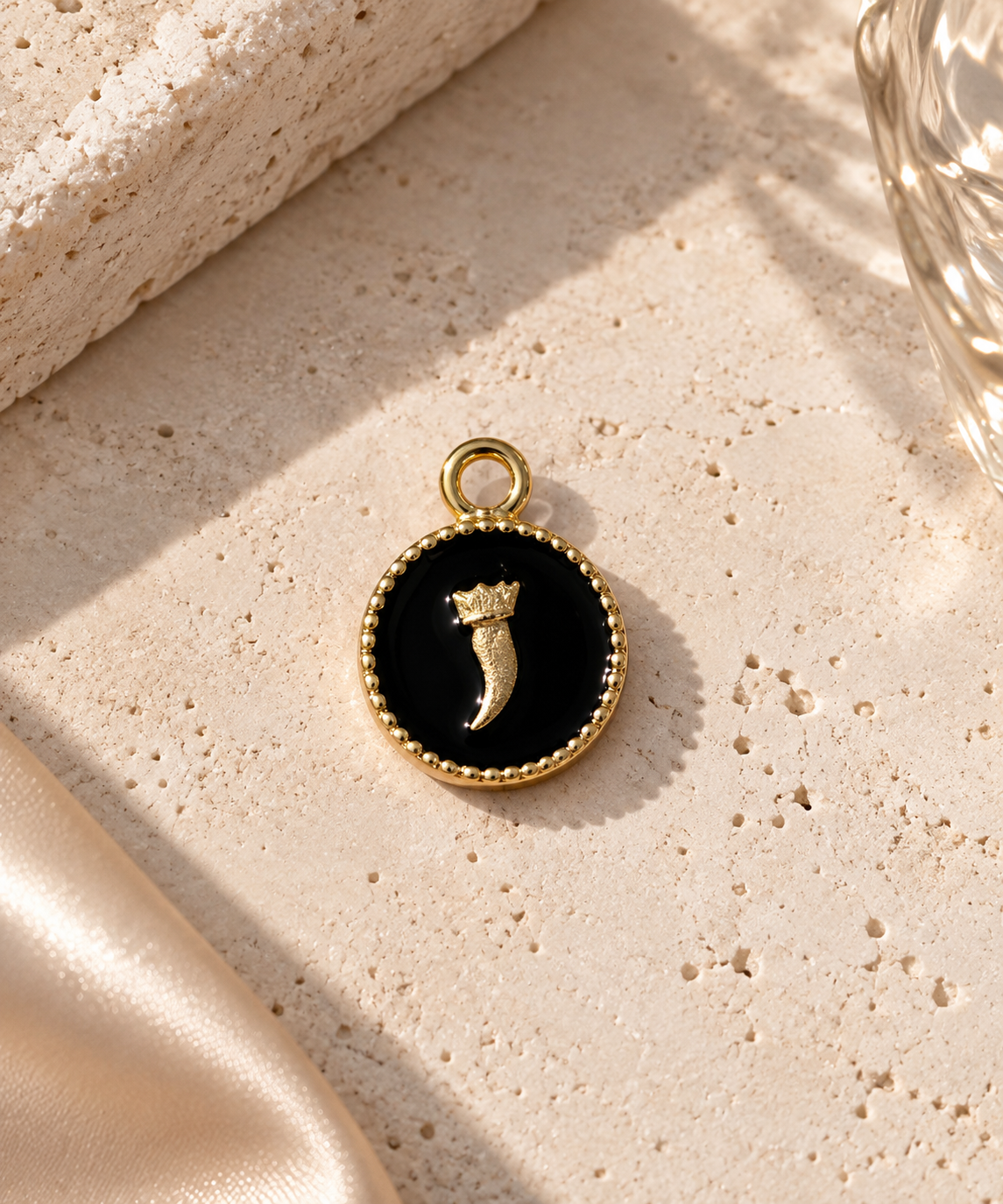 Charm Corno
